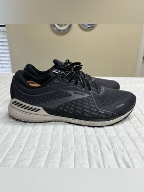 Brooks Adrenaline 21 Men’s Black and Light Gray Running Sneakers Size 14